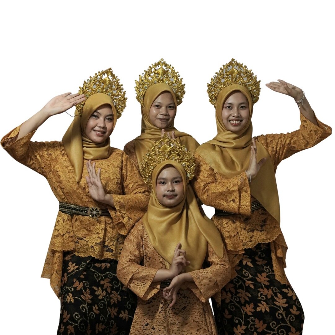 Tari cropped